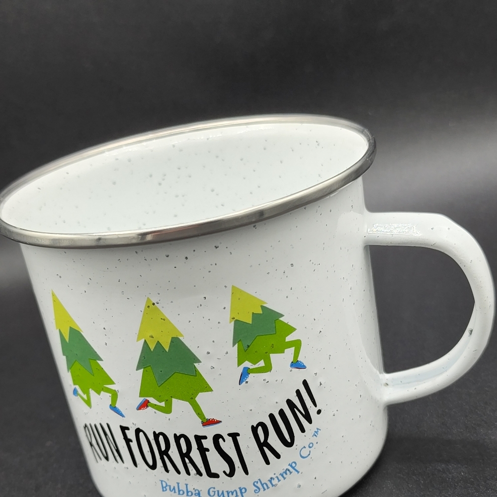 Enamel Wear "Run Forrest Run" Holds 16oz of Liquid.